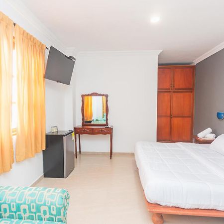 Hotel Baluarte Coast Cartagena Exterior photo