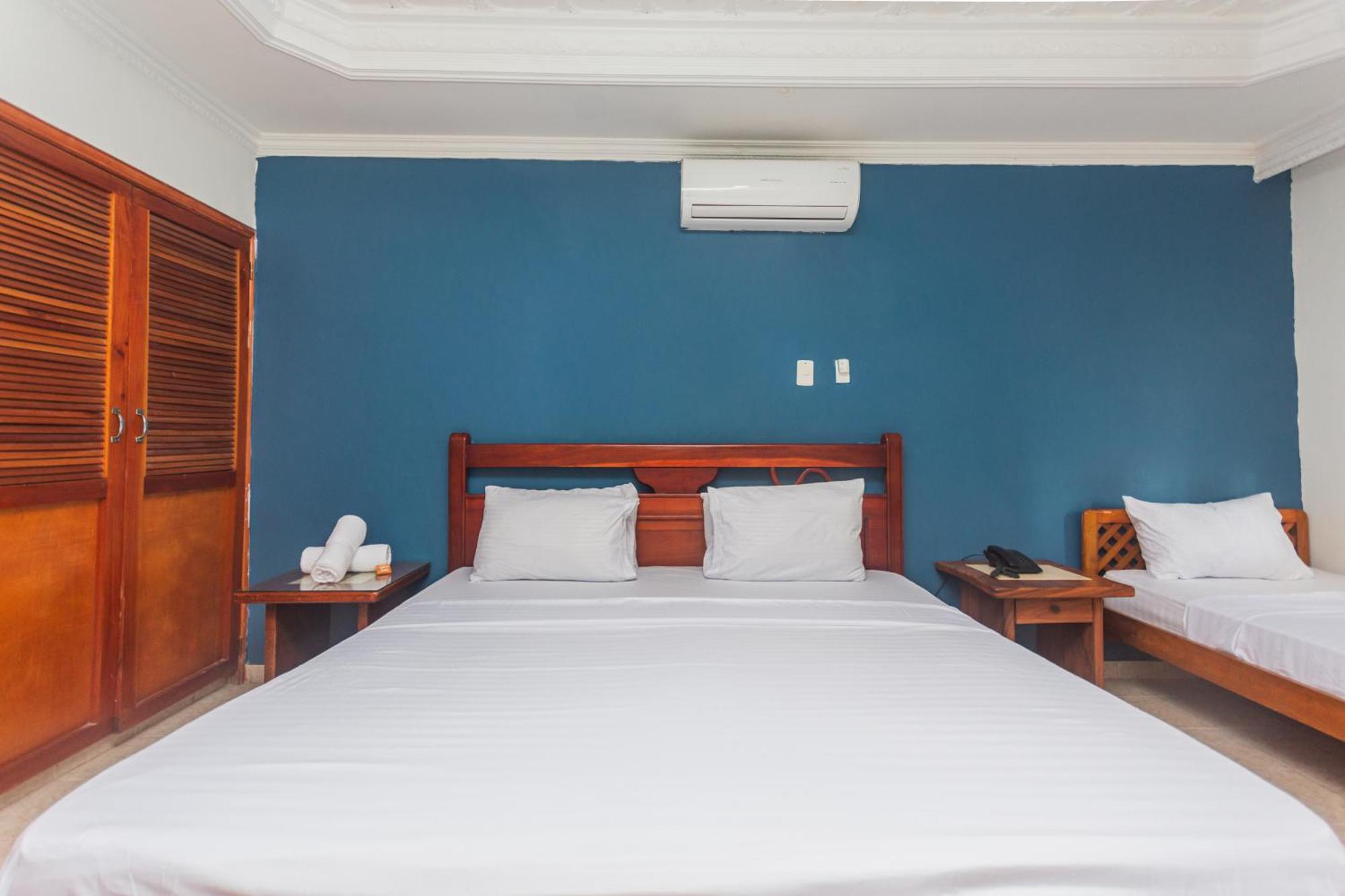 Hotel Baluarte Coast Cartagena Exterior photo